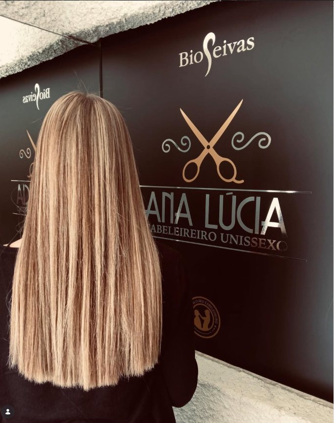 Trabalho de cabelo no salão ANA LÚCIA em Leça da Palmeira